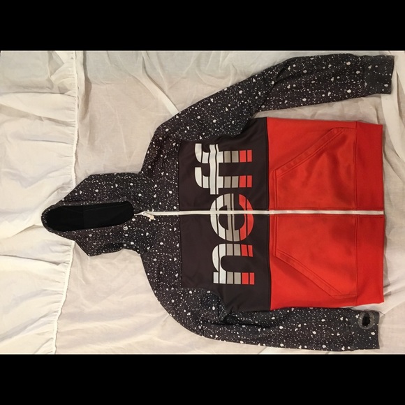 Neff Tech Hoodie - Picture 1 of 2